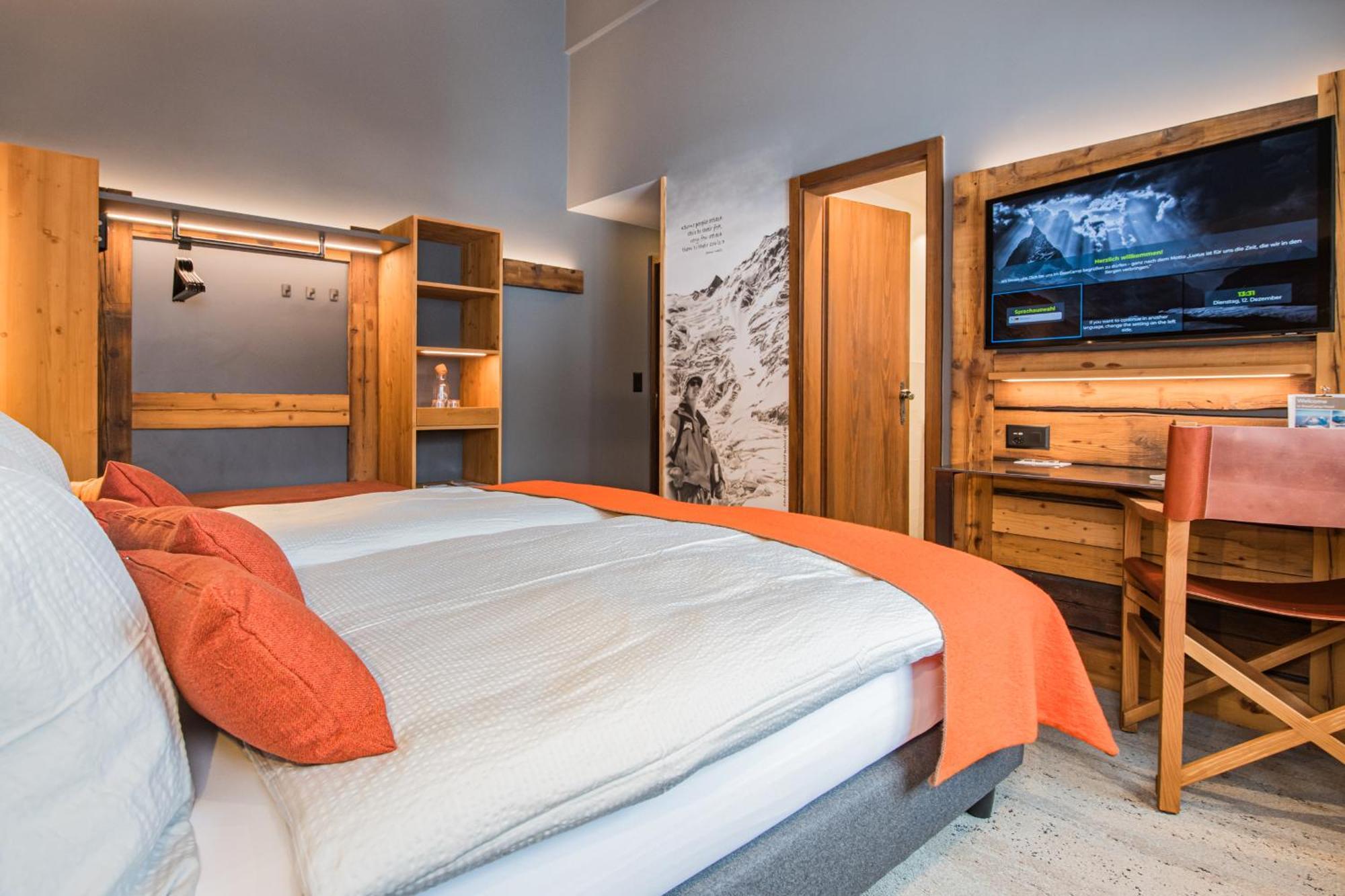 Basecamp Hotel Церматт Экстерьер фото